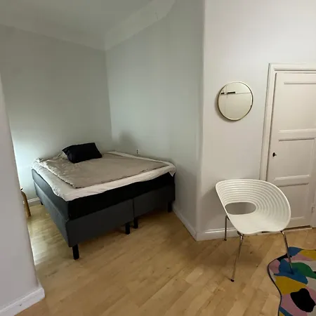 In Helsinki, Etu-toeoeloe 赫尔辛基